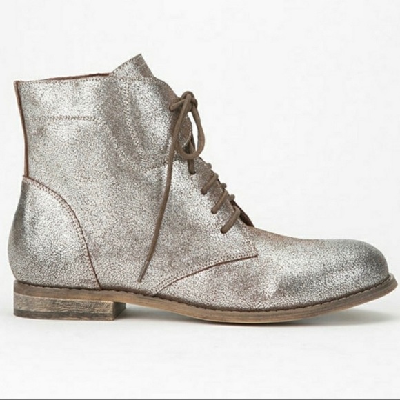 Urban Outfitters Shoes - Urban Outfitters Silver Glazed Lace Up Moto Boots